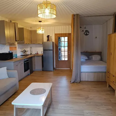 Le Pin Des Ecureuils Apartmán *